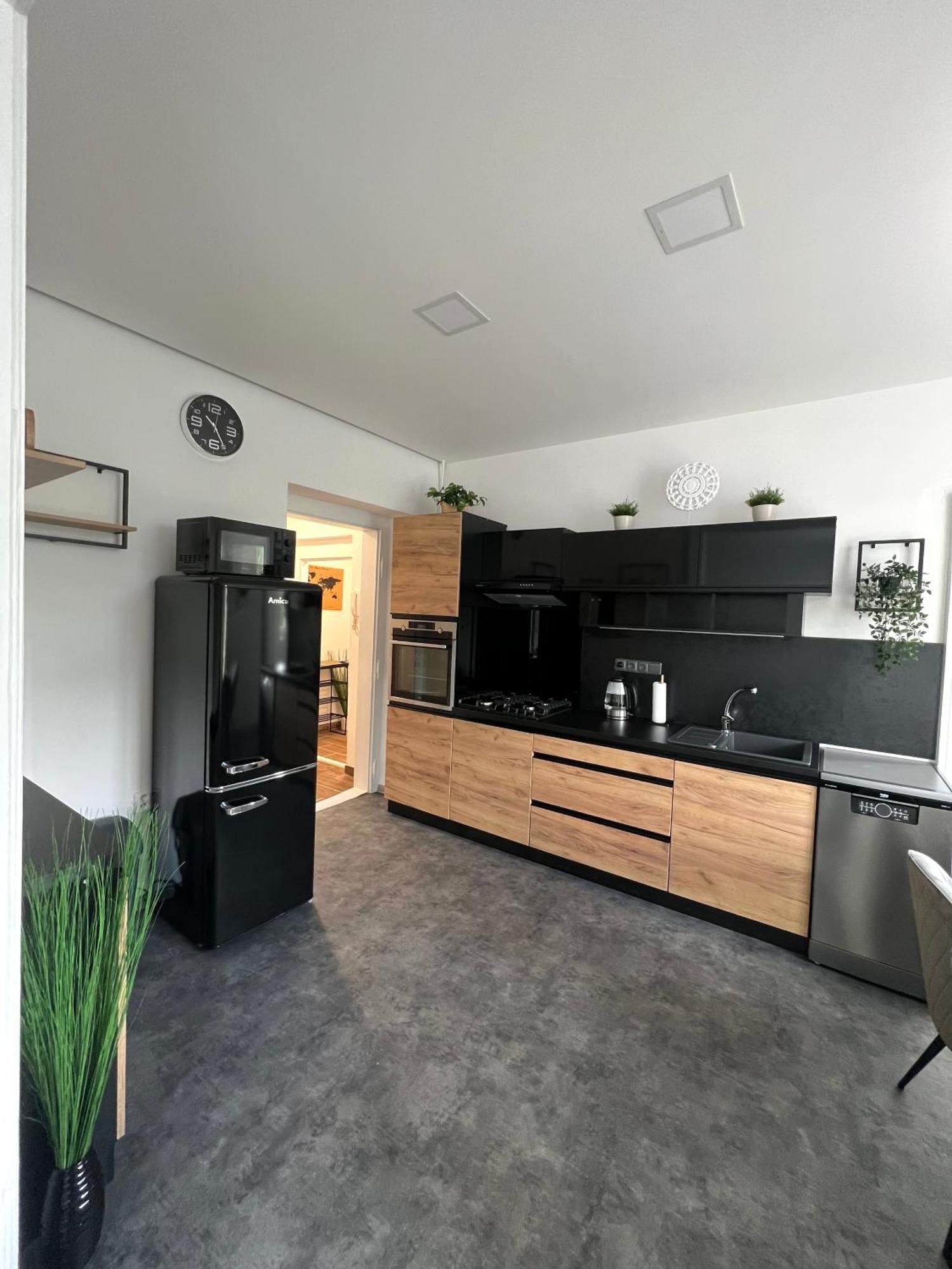 Apartman V Centru Trutnova Zewnętrze zdjęcie